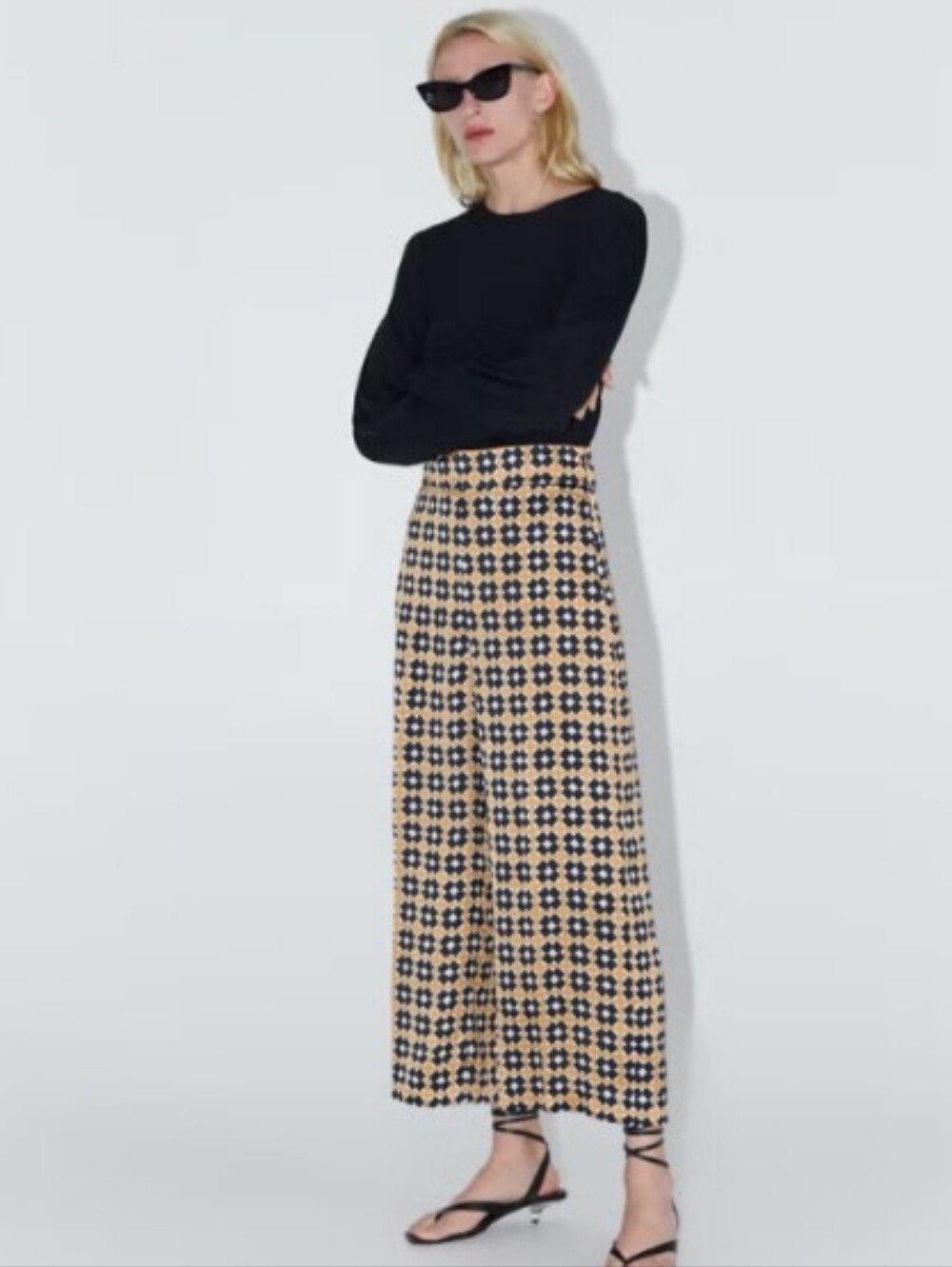 Zara Black and Beige Wide-Leg Geometric Print Pants